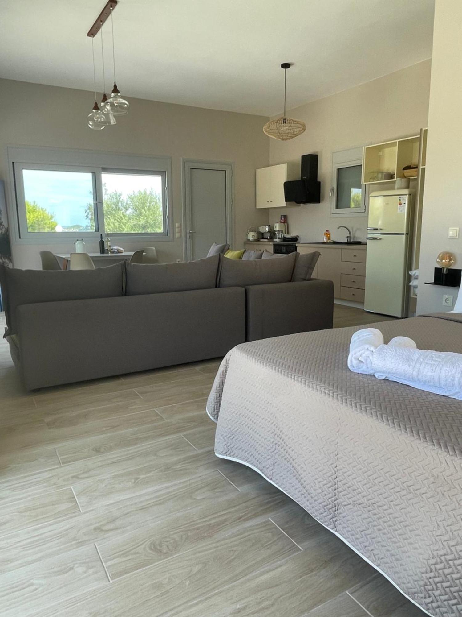 Minies Beach Villas Minia Esterno foto