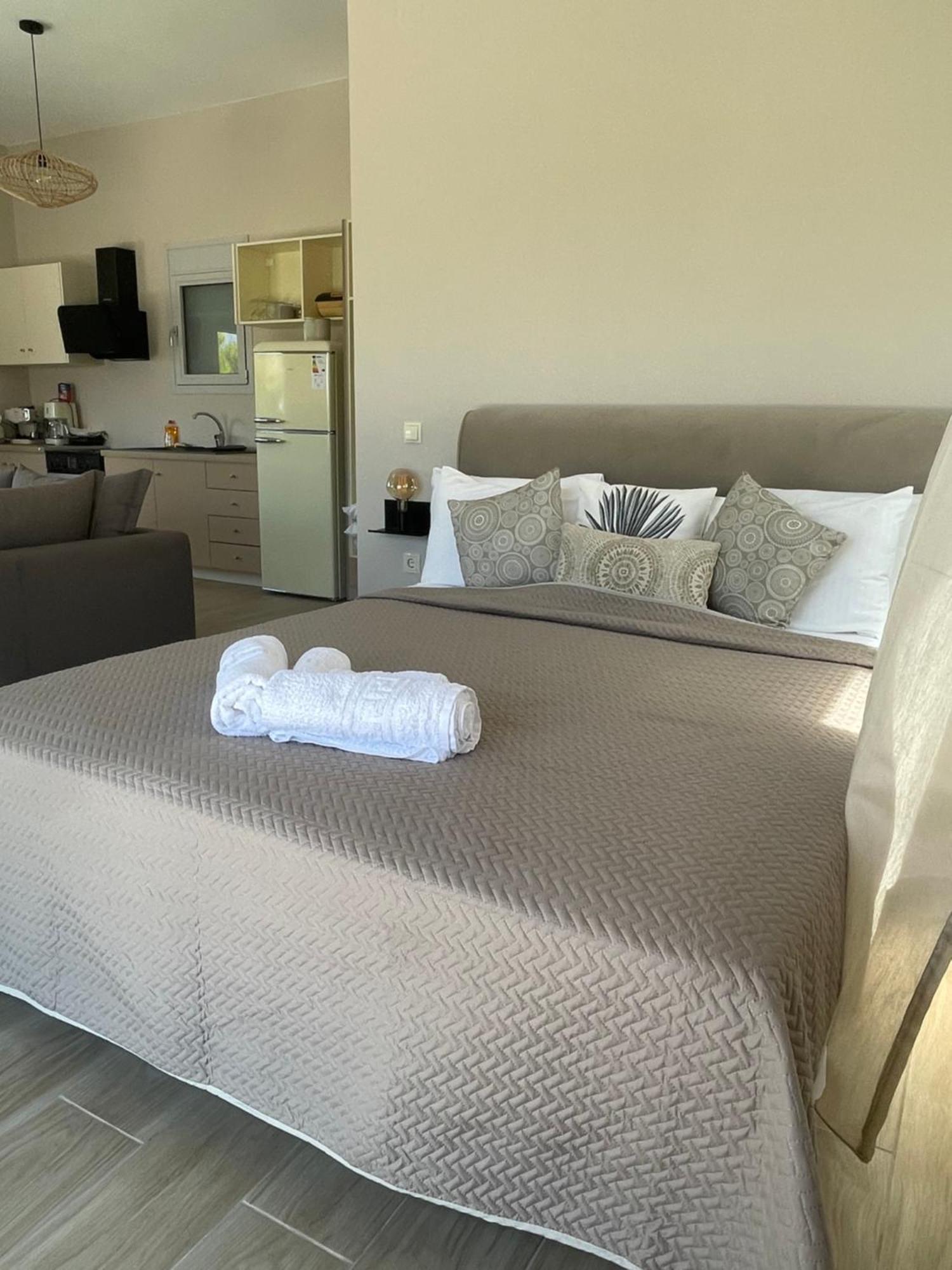 Minies Beach Villas Minia Esterno foto